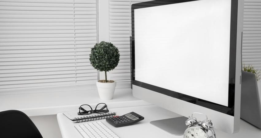 Table Vs. Desk: What is the Difference?